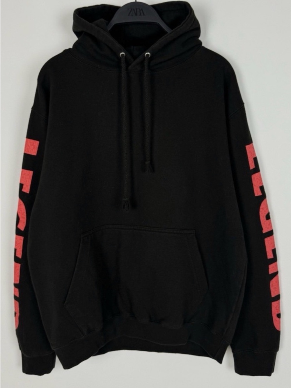 The Weeknd XO Tour  - Legends 
Men size L Black Hoodie Sweatshirt unisex